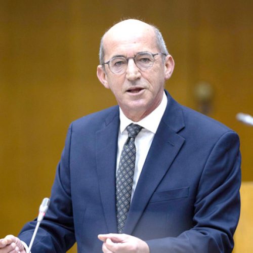 PSD destaca descida inédita do risco de pobreza nos Açores