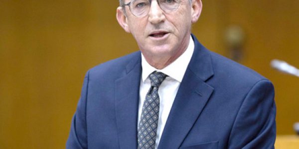 PSD destaca descida inédita do risco de pobreza nos Açores