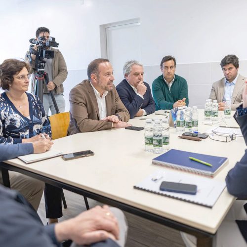 Investimento de 137ME de fundos da UE nos portos e aeroportos foi decidido em 2020 por Governos PS, relembra Sérgio Ávila